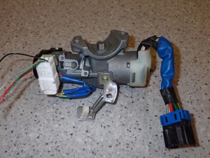 HYUNDAI I30 06-09 ZESTAW STARTOWY 1.6 CRDI STACYJKA KOMPUTER 7/7 MINIATURA