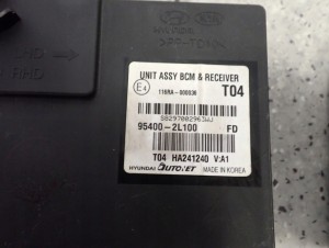 HYUNDAI I30 06-09 ZESTAW STARTOWY 1.6 CRDI STACYJKA KOMPUTER 5/8 MINIATURA