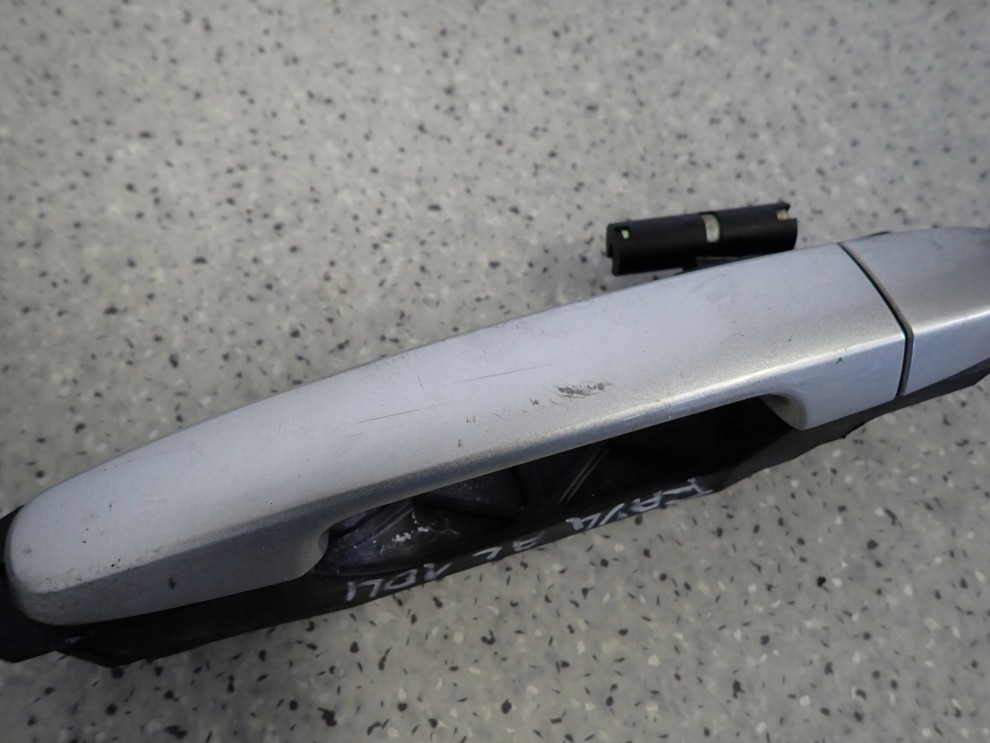 TOYOTA RAV4 RAV 4 II 00-05 KLAMKA TYLNA LEWA 1D4 2/5