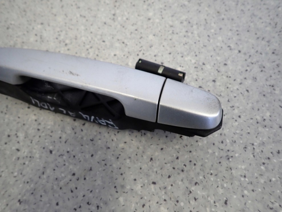 TOYOTA RAV4 RAV 4 II 00-05 KLAMKA TYLNA LEWA 1D4 3/5