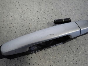 TOYOTA RAV4 RAV 4 II 00-05 KLAMKA TYLNA LEWA 1D4 2/5 MINIATURA