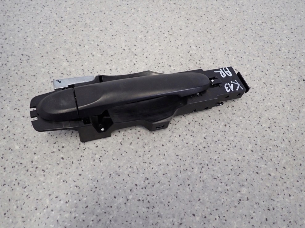 NISSAN MICRA K13 10-16 KLAMKA DRZWI TYLNA PRAWA 3/6