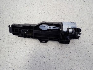 NISSAN MICRA K13 10-16 KLAMKA DRZWI TYLNA PRAWA 5/6 MINIATURA