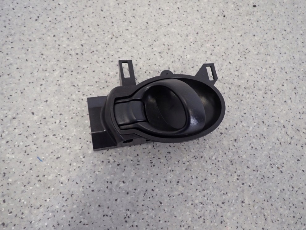 NISSAN MICRA K13 10-16 KLAMKA WEWNĘTRZNA DRZWI TYLNA PRAWA 1/6