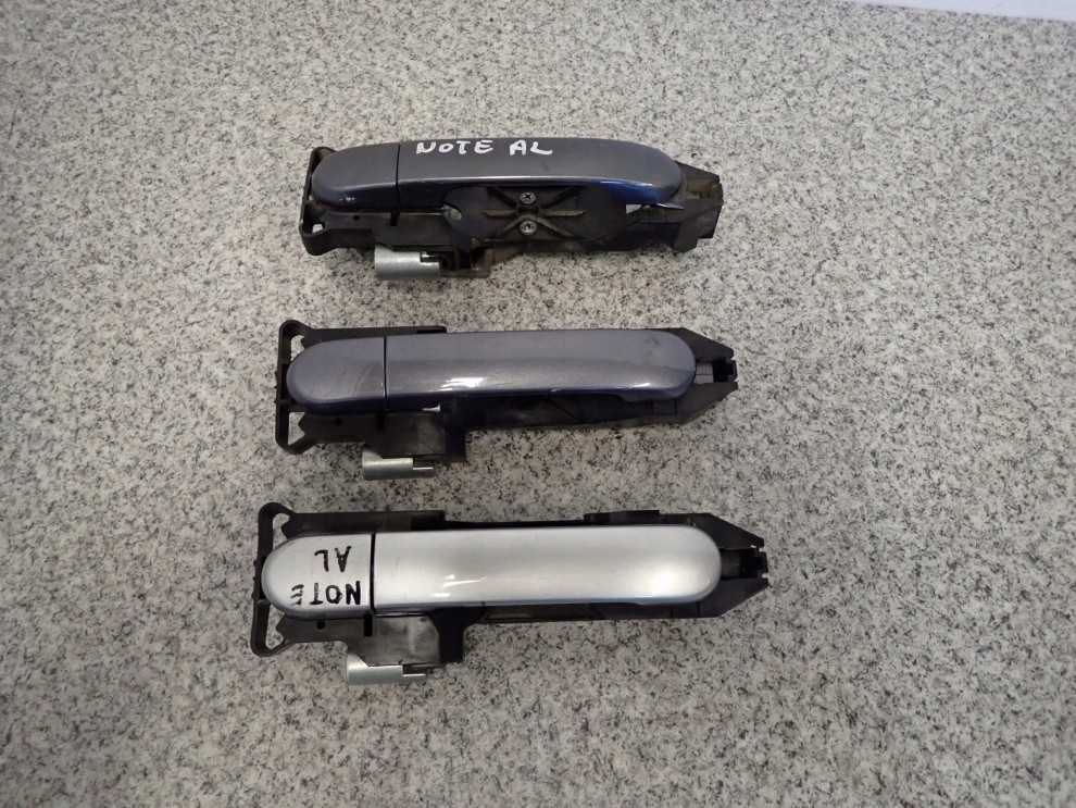 NISSAN NOTE E11 06-12 KLAMKA DRZWI TYLNA LEWA 1/3