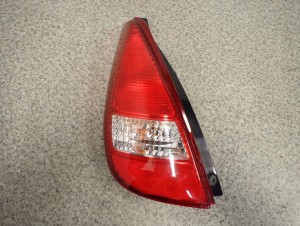 SUZUKI LIANA 02-04 LAMPA TYLNA LEWA 1/6 MINIATURA