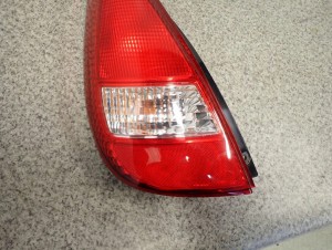 SUZUKI LIANA 02-04 LAMPA TYLNA LEWA 4/6 MINIATURA