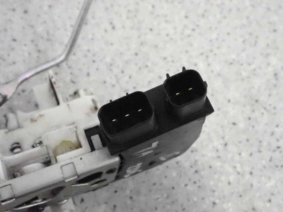 HONDA JAZZ II LIFT 06-08 ZAMEK DRZWI PRZEDNI LEWY 5/6