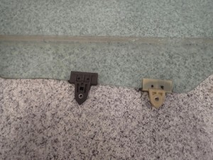 NISSAN PRIMERA P12 02-07 5d SZYBA TYLNA PRAWA 2/2 MINIATURA