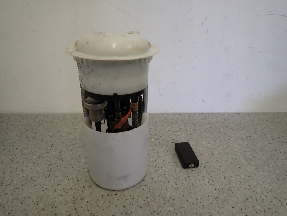 SUZUKI SWIFT 05-10 POMPA CZUJNIK PALIWA W ZBIORNIK 2/7