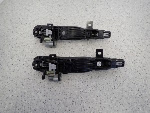 MAZDA2 MAZDA 2 II 09- DE KLAMKA PRZEDNIA PRAWA 3/7 MINIATURA