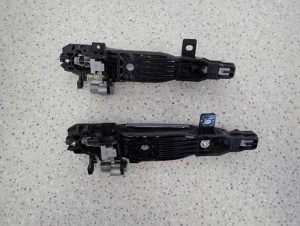 MAZDA2 MAZDA 2 II 09- DE KLAMKA PRZEDNIA PRAWA 4/7 MINIATURA