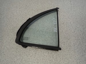 NISSAN MICRA K13 10- SZYBA TYLNA PRAWA 2/6 MINIATURA