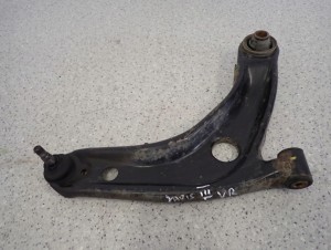 TOYOTA YARIS III 2011 - WAHACZ PRZEDNI PRAWY 1/8 MINIATURA