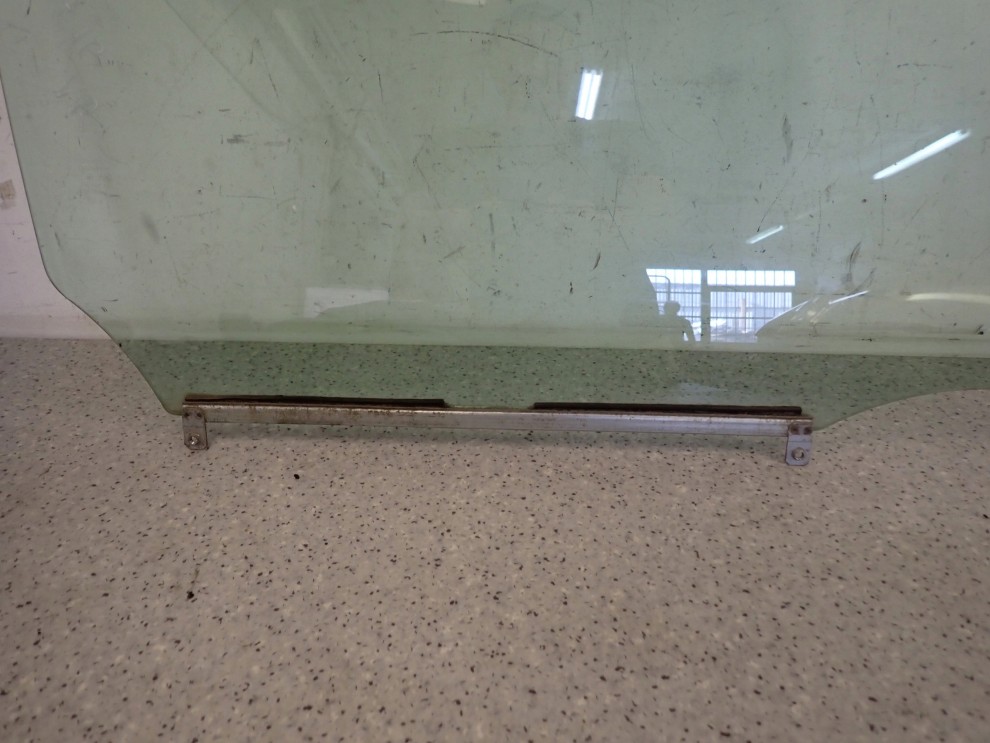 SUZUKI SWIFT 5D 05-09 SZYBA DRZWI PRZEDNIA PRAWA 3/3