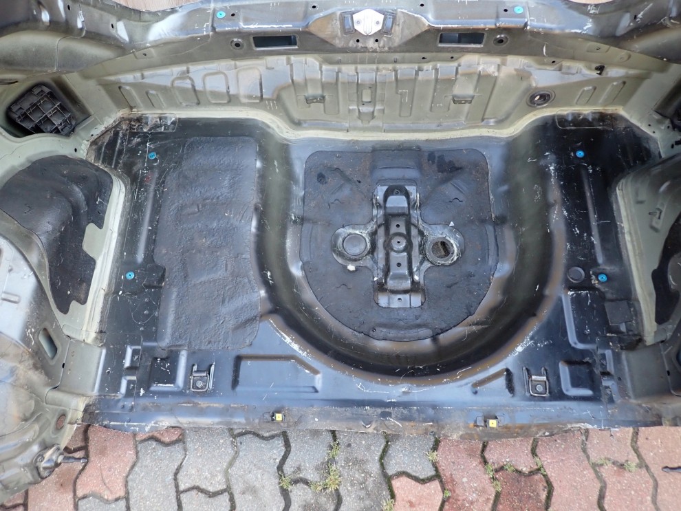 HYUNDAI VELOSTER 11-18 BŁOTNIK TYLNY PAS TYLNY WANNA 10/15