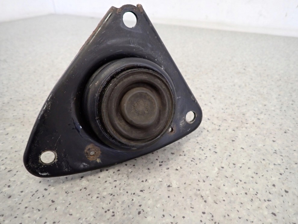 HYUNDAI i30 1.6 CRDI 07-11 PODUSZKA SILNIKA PRAWA 5/6