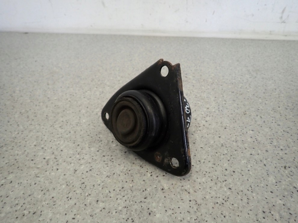 HYUNDAI i30 1.6 CRDI 07-11 PODUSZKA SILNIKA PRAWA 6/6