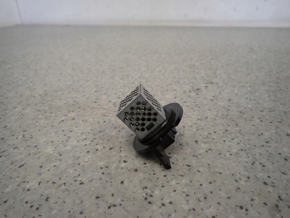 DAIHATSU TERIOS 00-05 REZYSTOR NAGRZEWNICY 1/5