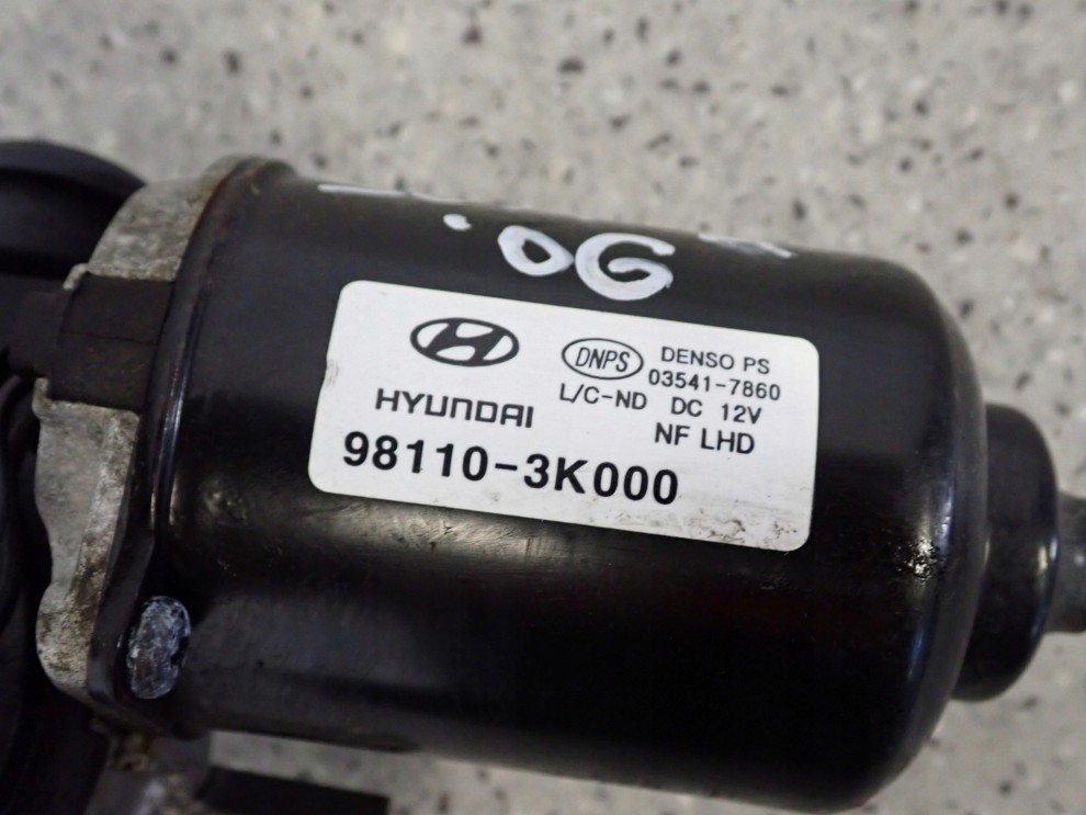 HYUNDAI SONATA V 05-10 SILNICZEK WYCIERACZEK PRZEDNICH 2/5