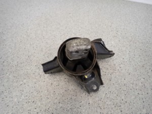 HYUNDAI i30 1.6 CRDI 07-11 PODUSZKA SILNIKA PRZEDNIA LEWA 4/5 MINIATURA