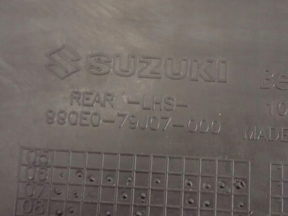 SUZUKI SX4 06-13 LISTWA DRZWI TYLNA LEWA 5/5