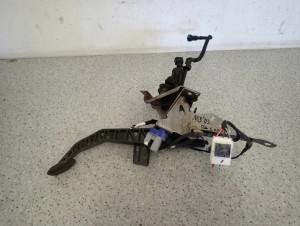 MAZDA 3 MAZDA3 03- PEDAŁ GAZU POTENCJOMETR 2/5 MINIATURA