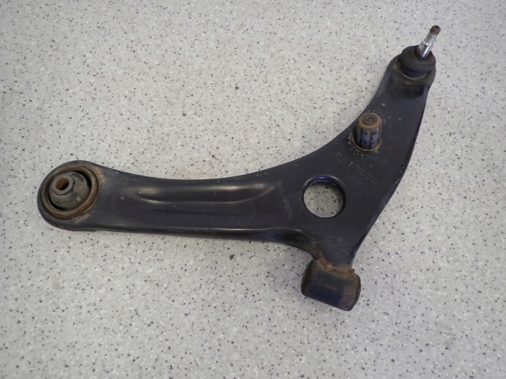 MITSUBISHI COLT CZ3 04- WAHACZ PRZEDNI LEWY 1/5