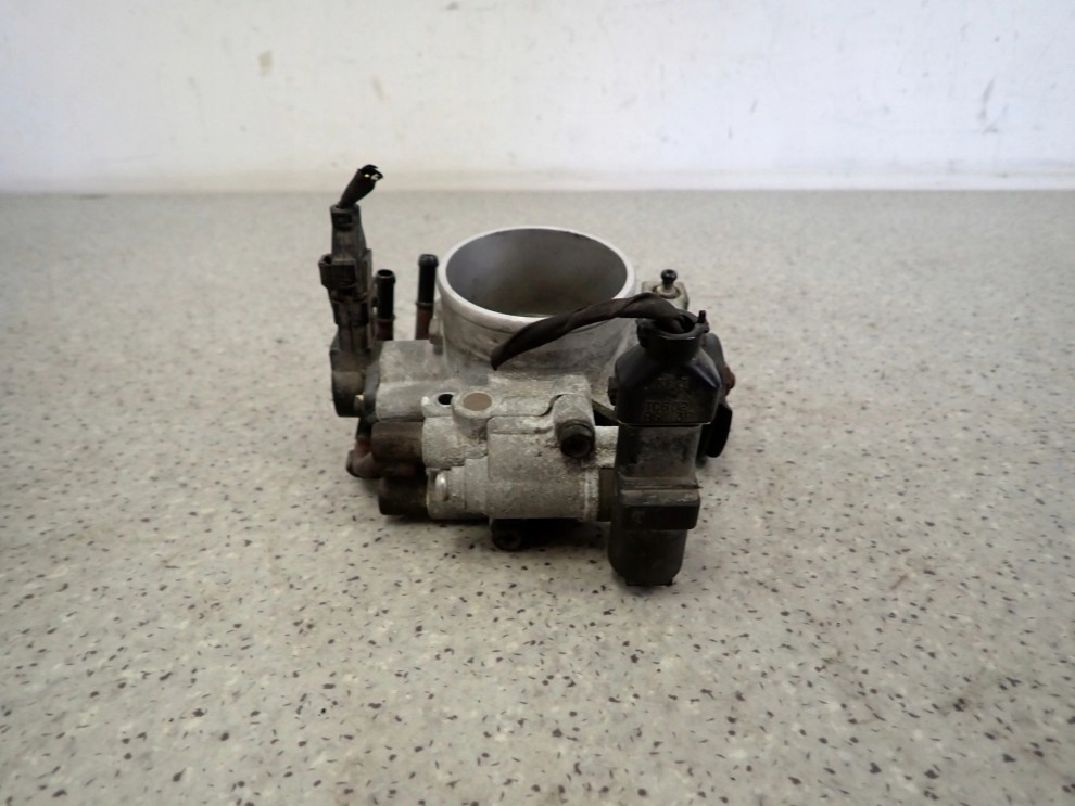 HYUNDAI SONATA V 2.0i 05-10 PRZEPUSTNICA POWIETRZA 3/6