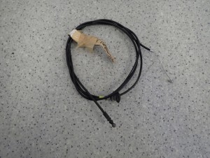 TOYOTA COROLLA VERSO 04- LINKA OTWIERANIA MASKI