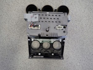 MAZDA 6 05-07 RADIO CD RADIOODTWARZACZ 7/8 MINIATURA