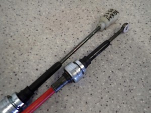 HYUNDAI ACCENT 1.3 BENZ 02-05 LINKI ZMIANY BIEGÓW 3/3 MINIATURA