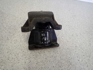 SUZUKI SWIFT MK6 1.3 D DDIS 04-09 PODUSZKA SILNIKA PRZEDNIA PRAWA 2/7 MINIATURA