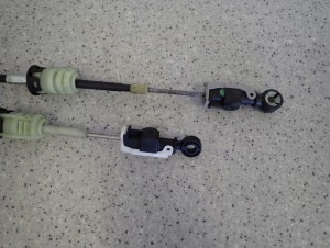 SUZUKI SWIFT 05-07 DIESEL DDIS LINKI ZMIANY BIEGÓW PRZEDLIFT 3/9 MINIATURA