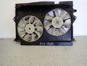 TOYOTA VERSO 09-13 2.0 D4D WENTYLATOR WODY KLIMY 4/4 MINIATURA