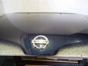 NISSAN ALMERA TINO 00-06 MASKA POKRYWA SILNIKA BW6 4/7 MINIATURA