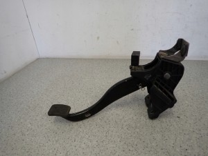 KIA CARENS III 06-11 PEDAŁ HAMULCA 1/6 MINIATURA