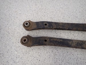 KIA CARENS III 06-11 WAHACZ TYLNY LEWY LUB PRAWY 3/4 MINIATURA