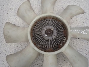 HYUNDAI H200 2.5D 98- WISKOZA WENTYLATOR 2/5 MINIATURA