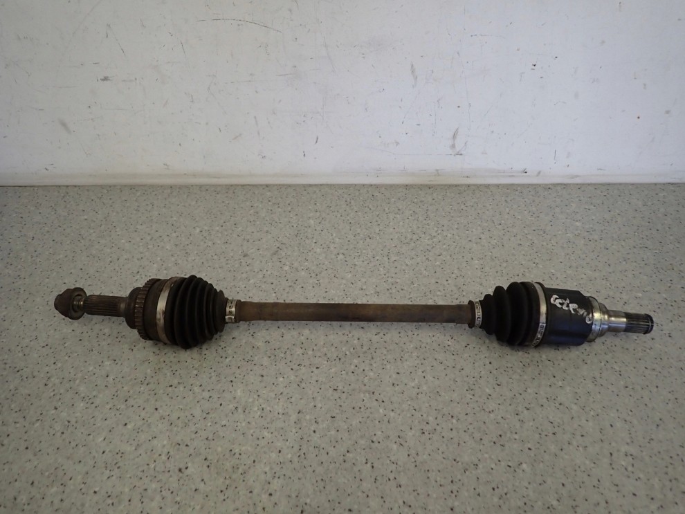 SUZUKI CELERIO 1.0i 14-19 PÓŁOŚ PRZEDNIA LEWA 1/6