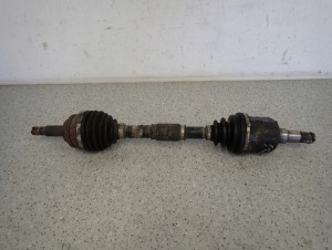 TOYOTA COROLLA E12 04-07 1.4 D4D PÓŁOŚ LEWA KRÓTKA 4/6 MINIATURA