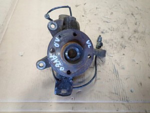 TOYOTA AYGO 05-12 ZWROTNICA PRZEDNIA LEWA PIASTA 1/4 MINIATURA