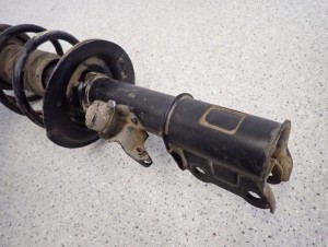 KIA VENGA 1.4 DIESEL 09- AMORTYZATOR MCPHERSON PRZEDNI PRAWY 5/5 MINIATURA