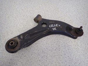 SUZUKI CELERIO 14-19 WAHACZ PRZEDNI PRAWY 1/4 MINIATURA