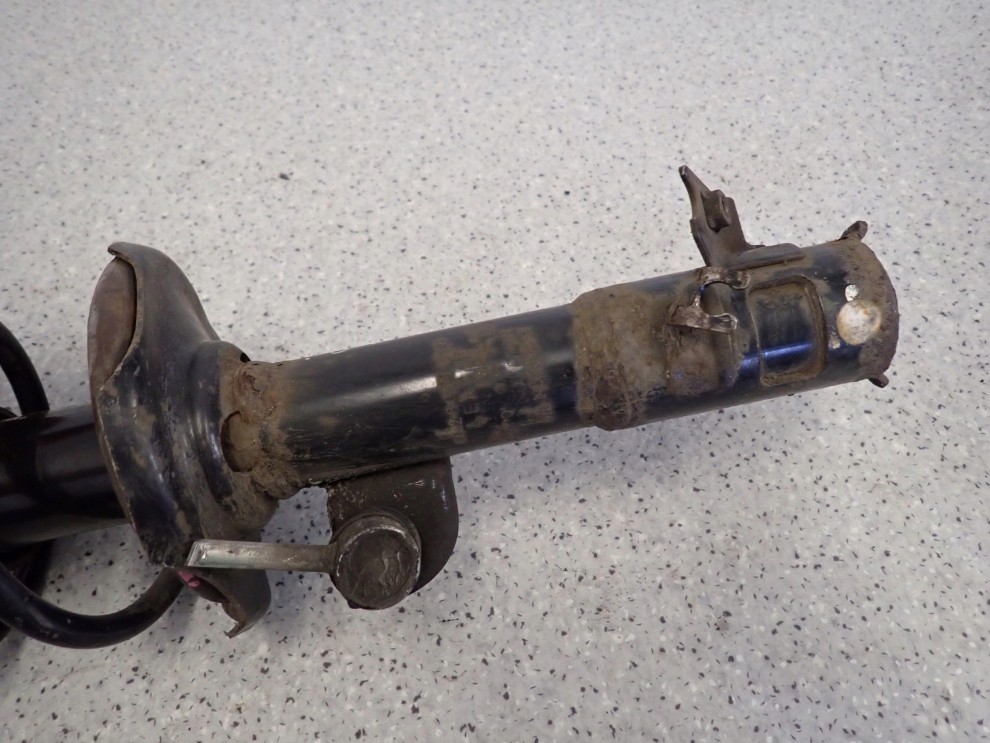 SUZUKI CELERIO 14-19 AMORTYZATOR PRZEDNI LEWY 5/7