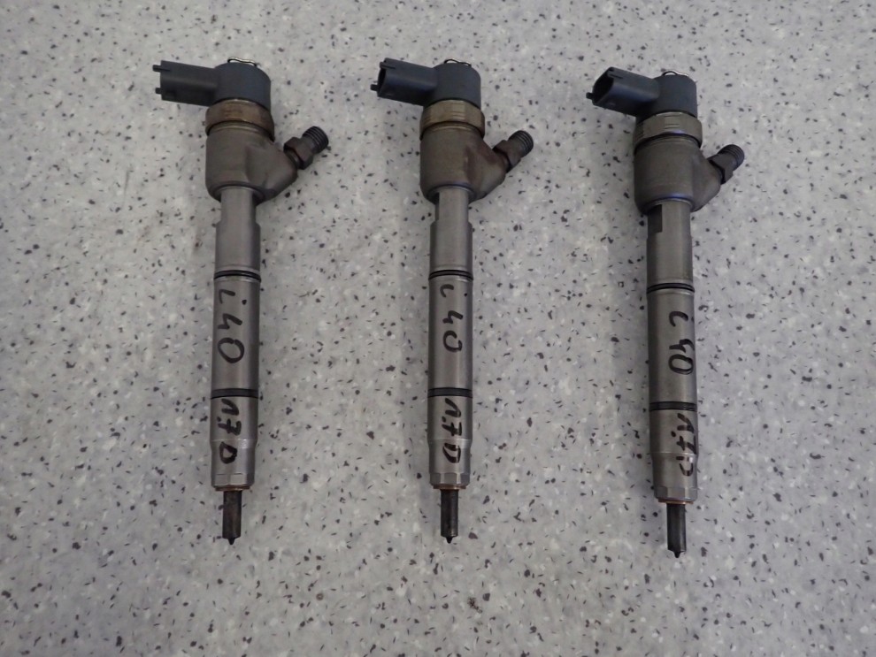 HYUNDAI i40 1.7 CRDI 11- WTRYSKIWACZ PALIWA 33800-2A800 1/5