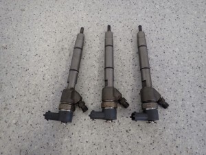 HYUNDAI i40 1.7 CRDI 11- WTRYSKIWACZ PALIWA 33800-2A800 4/5 MINIATURA