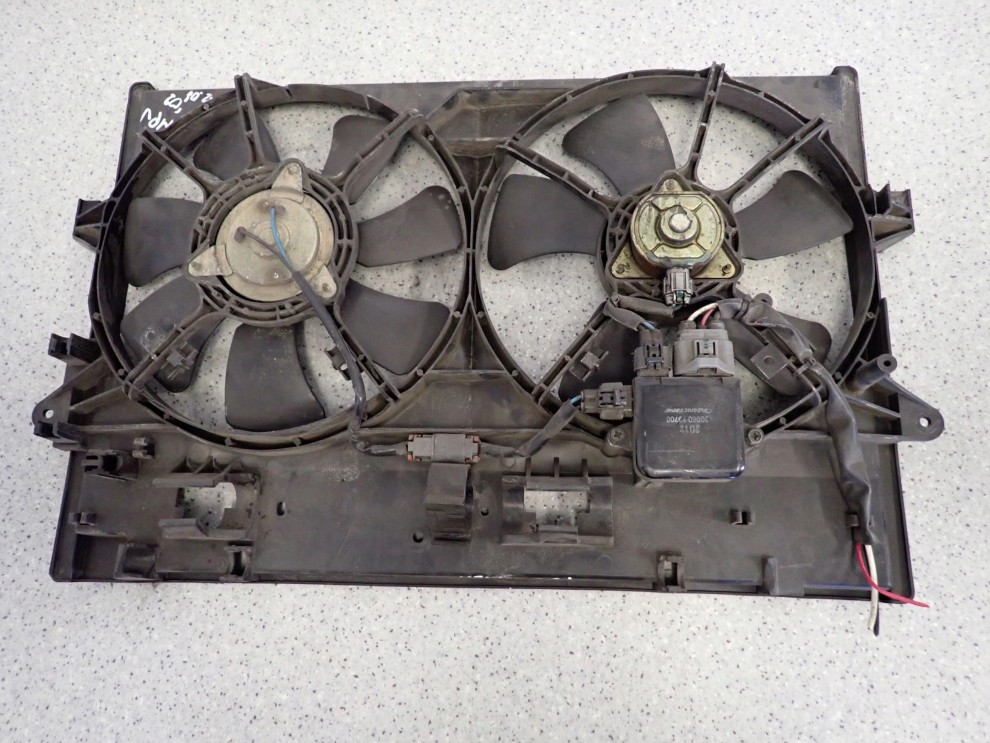 MAZDA MPV 98 -03 2,0 D WENTYLATOR CHŁODNICY 4/4