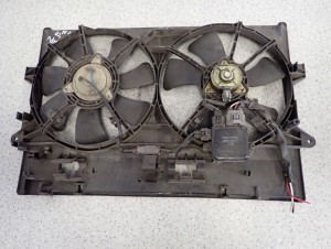 MAZDA MPV 98 -03 2,0 D WENTYLATOR CHŁODNICY 4/4 MINIATURA