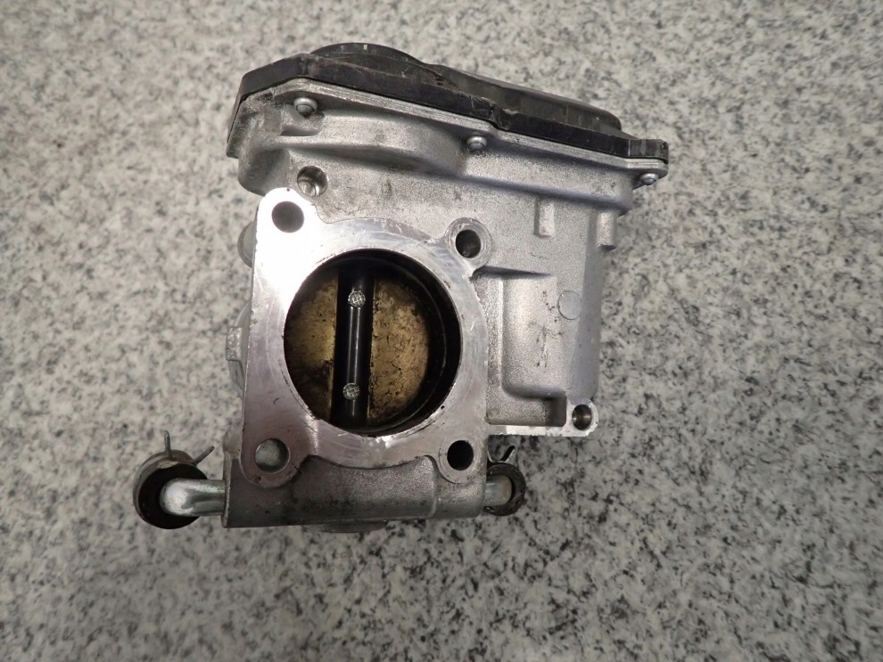 SUZUKI SPLASH 08-14 1.2 BENZYNA PRZEPUSTNICA 4/6